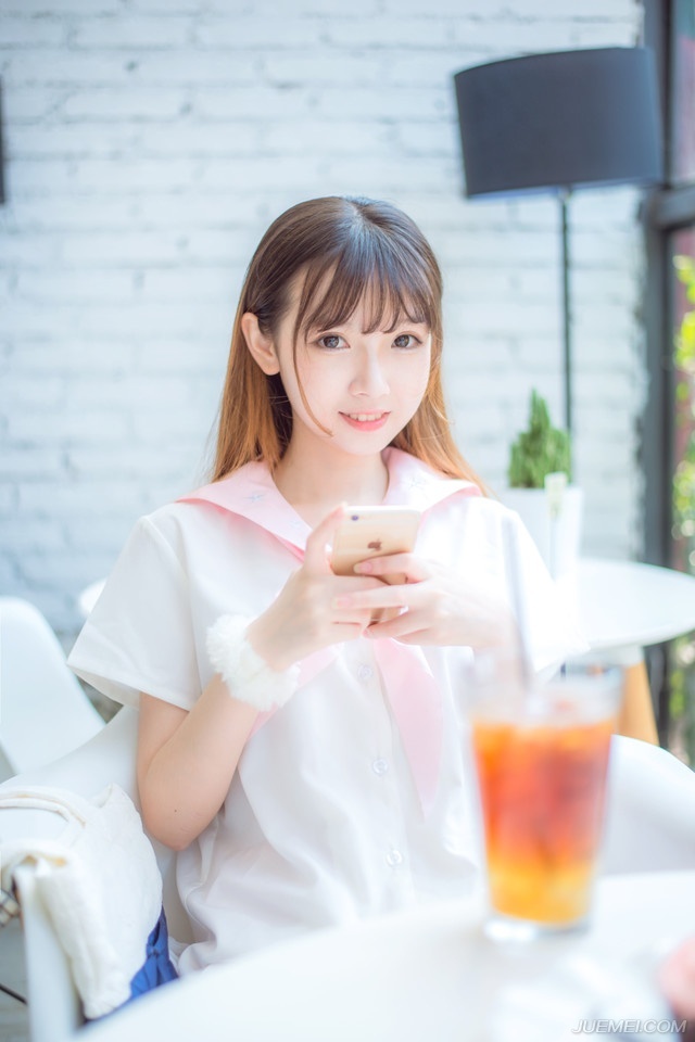 如果对方是蓄谋已久的话，那这段时间，江夏那点留守的兵力恐怕早已沦陷，此刻回去，很可能遭到对方的埋伏。